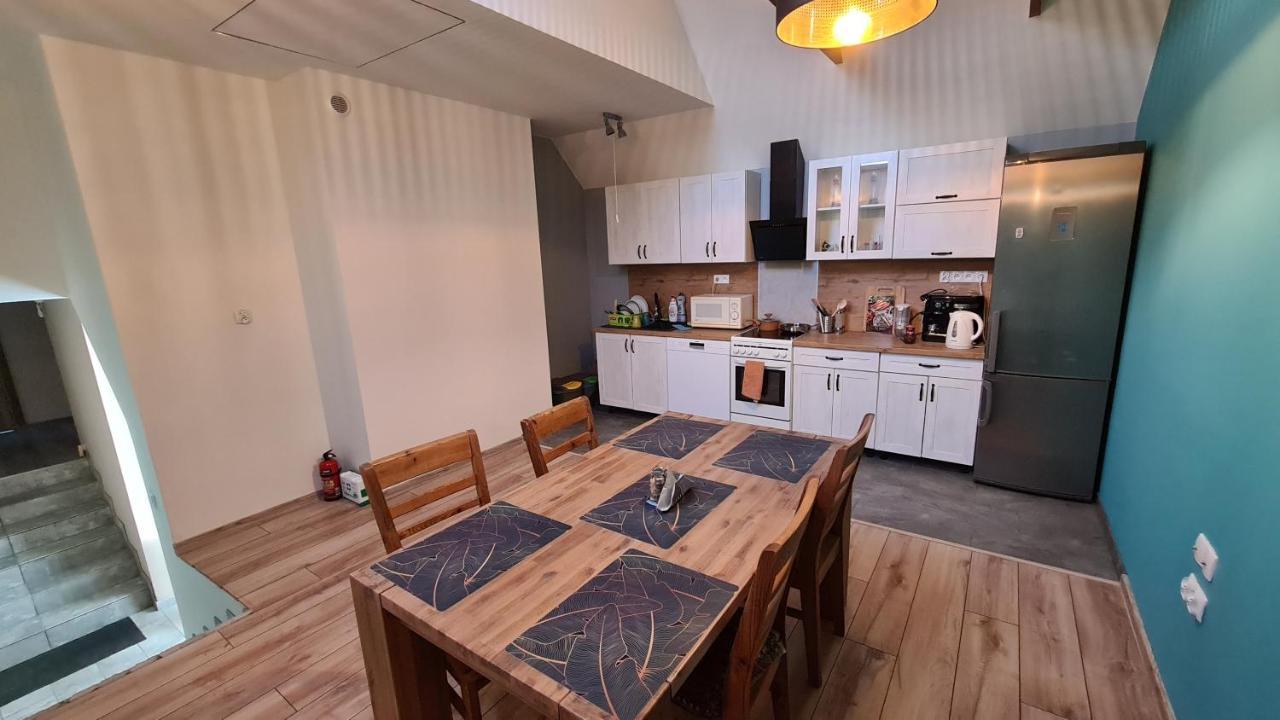 W20 Hostel Goledzinow Bagian luar foto